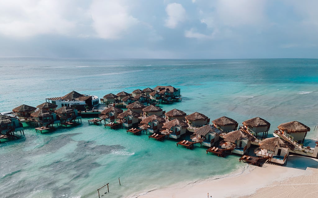 Hôtel Palafitos Overwater Bungalows 5* - photo 1