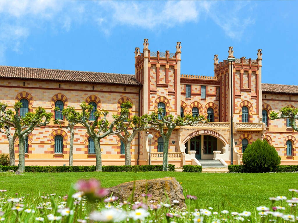 Profitez d'une escapade romantique avec circuit thermal au Balneario Vichy Catalán - 3* - photo 1